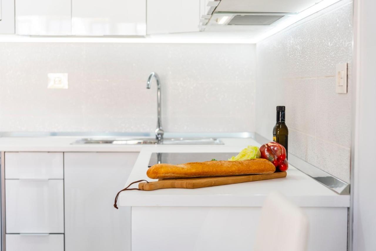 Sunshine Smart Home Hi-End Services Av Streaming Arona  Exterior foto